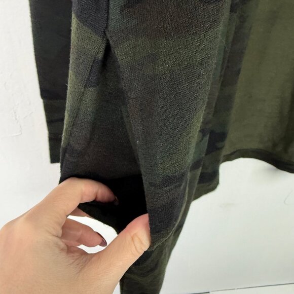 NWT Sanctuary Camo Print Open Front Long Sleeve Cardigan Sweater Size Large L - Picture 8 of 13